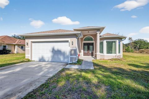 Tiny photo for 588 Dowling Circle, Lady Lake, FL 32159 (MLS # TB8455649)