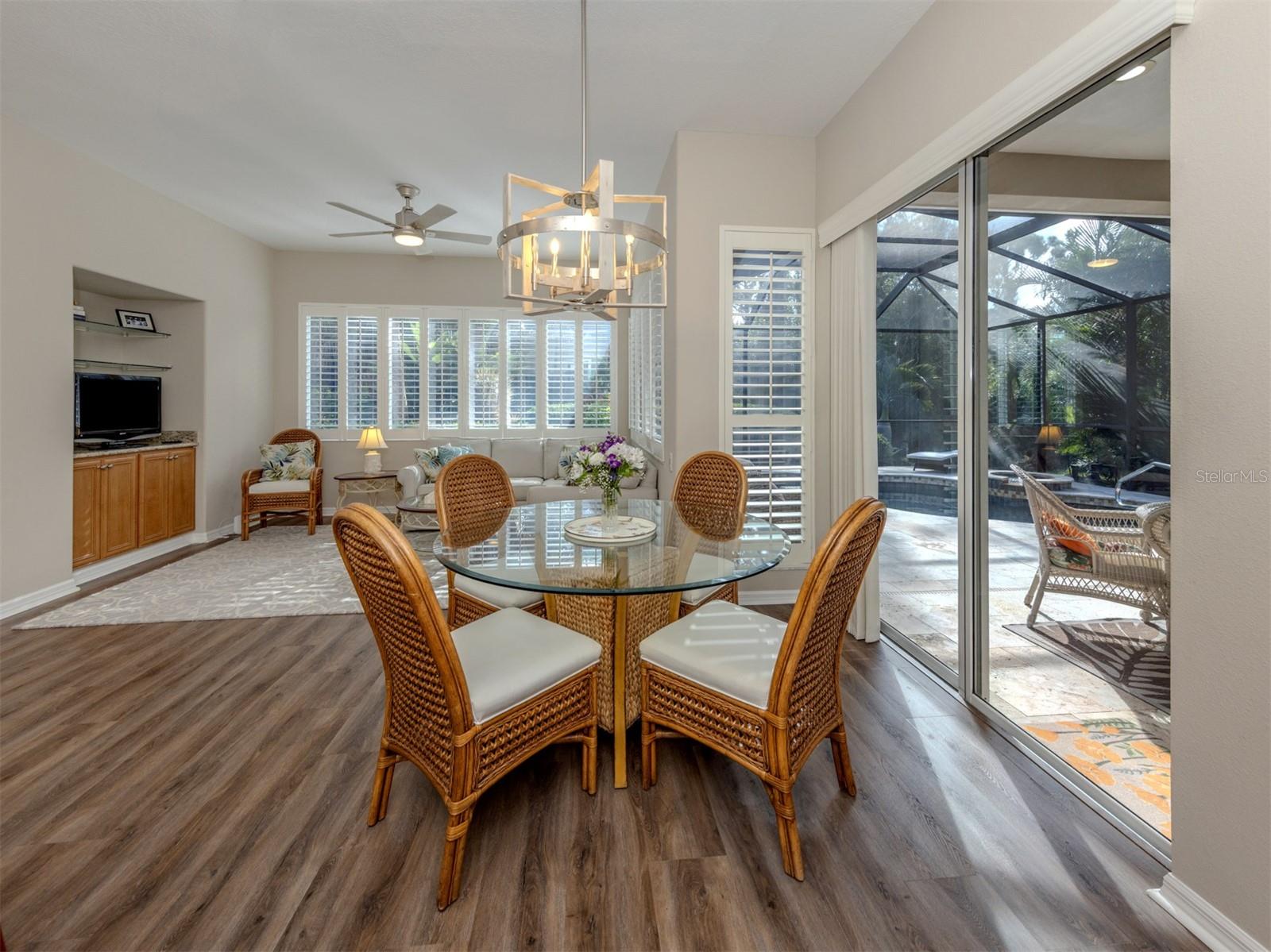 VENICE GOLF & COUNTRY CLUB - Residential