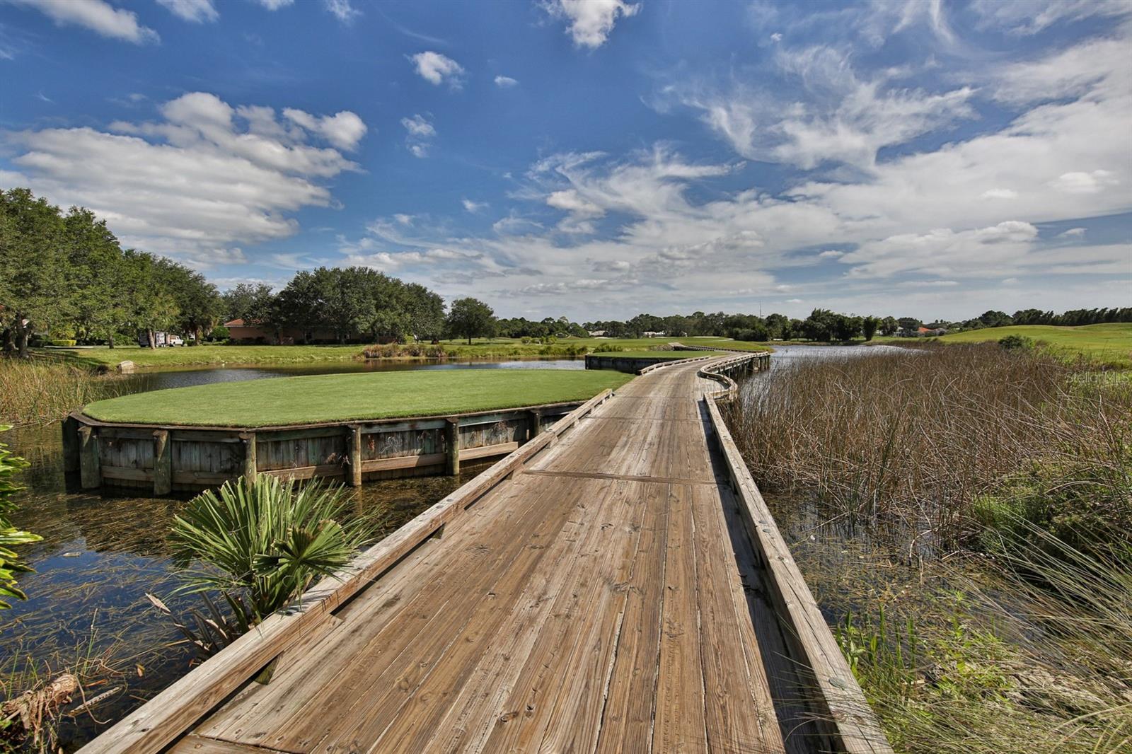 VENICE GOLF & COUNTRY CLUB - Residential