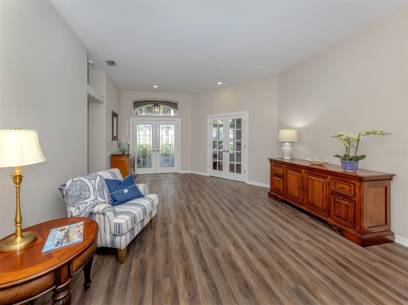 VENICE GOLF & COUNTRY CLUB - Residential