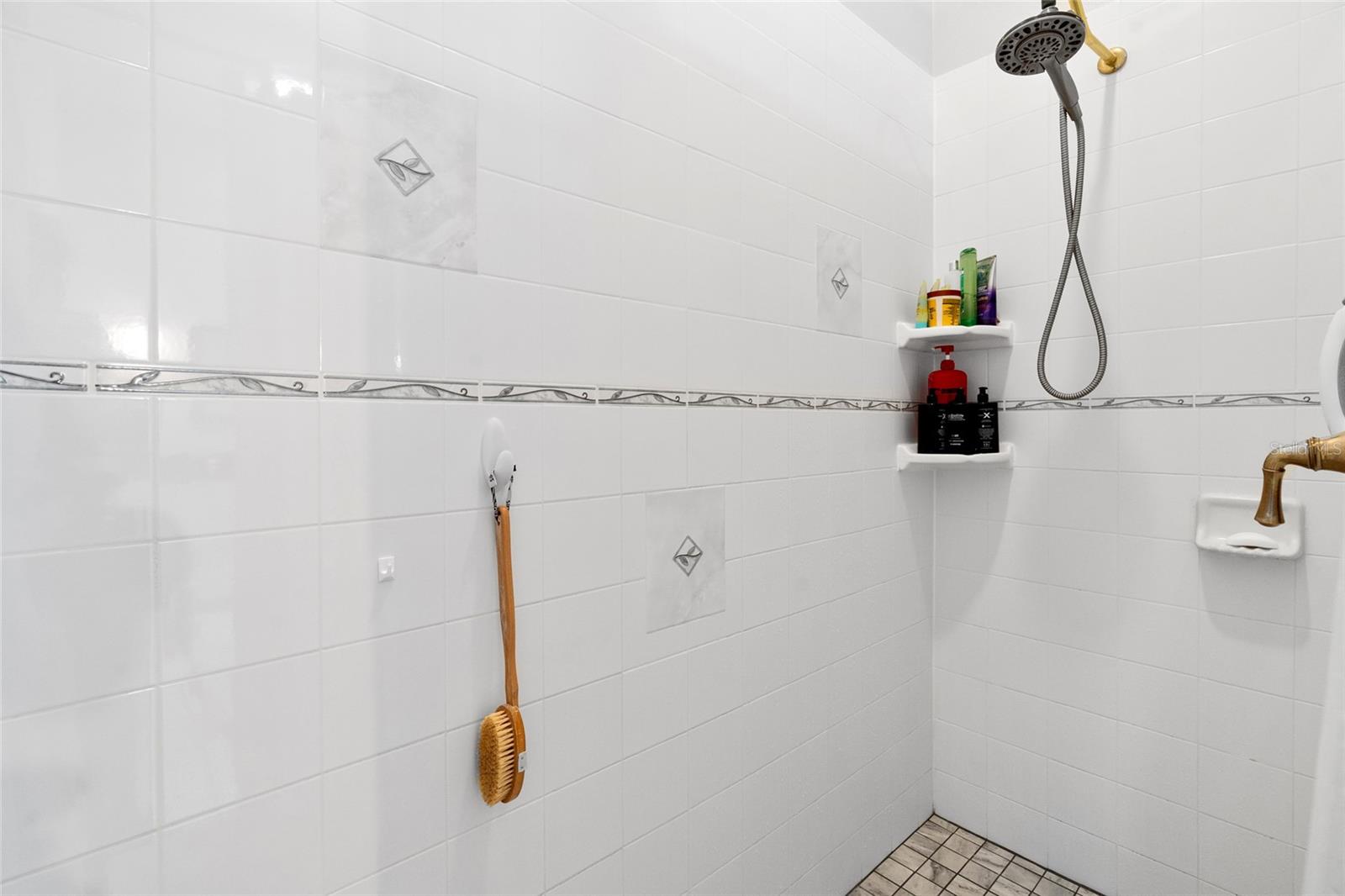 LEGACY LEESBURG - Residential