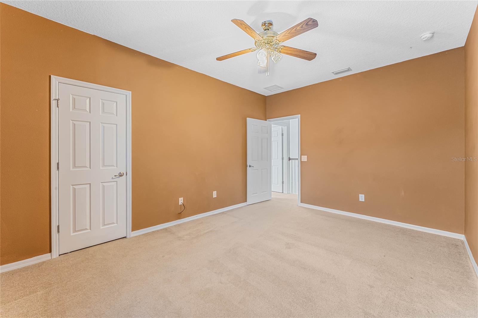 MICHIGAN ESTATES - Residential Lease