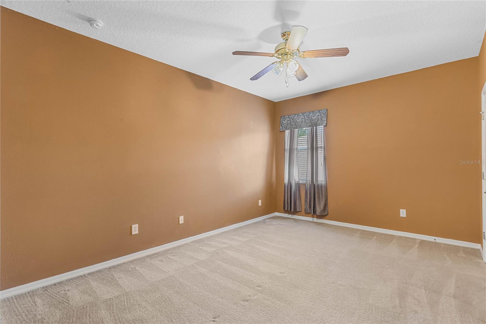 MICHIGAN ESTATES - Residential Lease