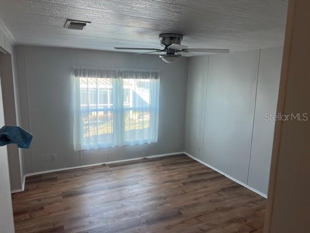 OAKS ROYAL MOBILE HOME SUB - Residential