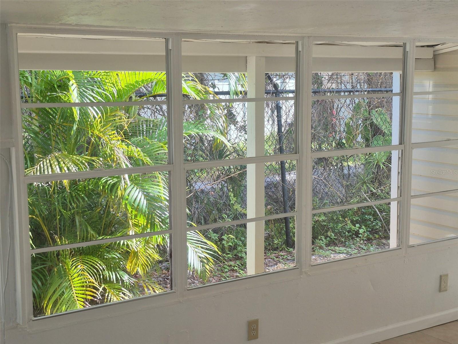 PARADISE BAY ESTATES - Residential