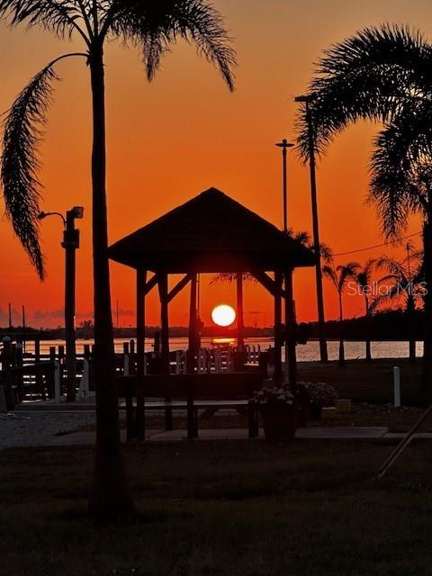 PARADISE BAY ESTATES - Residential