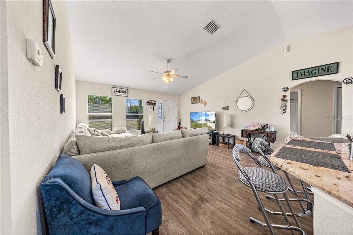 SILVER SPGS SHORES UN 24 - Residential