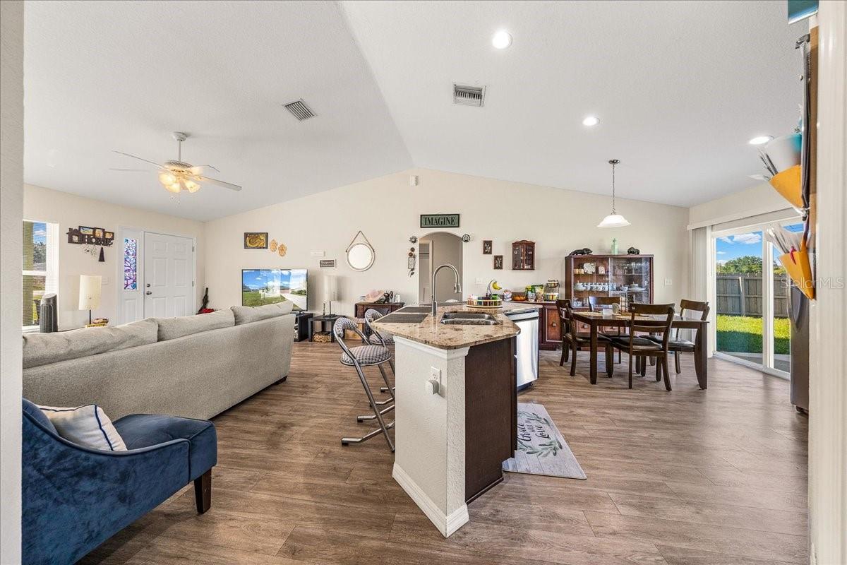 SILVER SPGS SHORES UN 24 - Residential