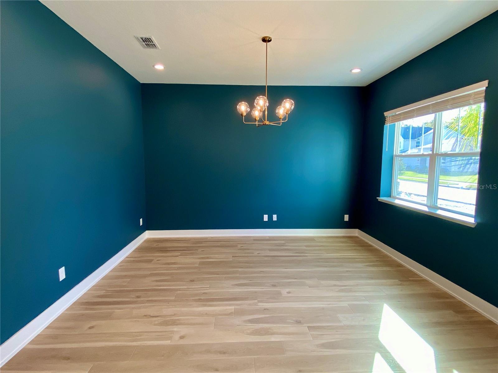 58 OVERLEAF LANE