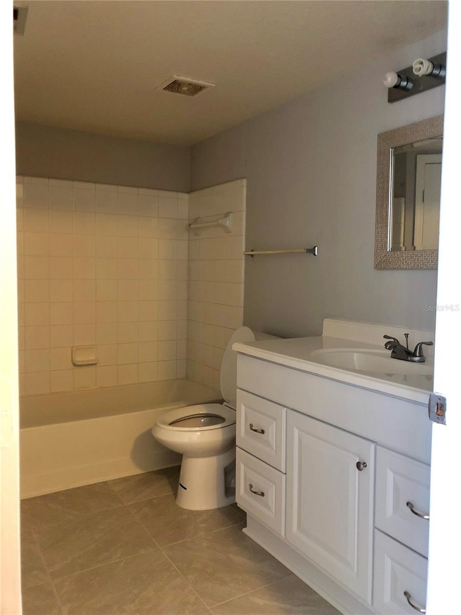 VILLAS DEL SOL AT KISS CONDO - Residential Lease