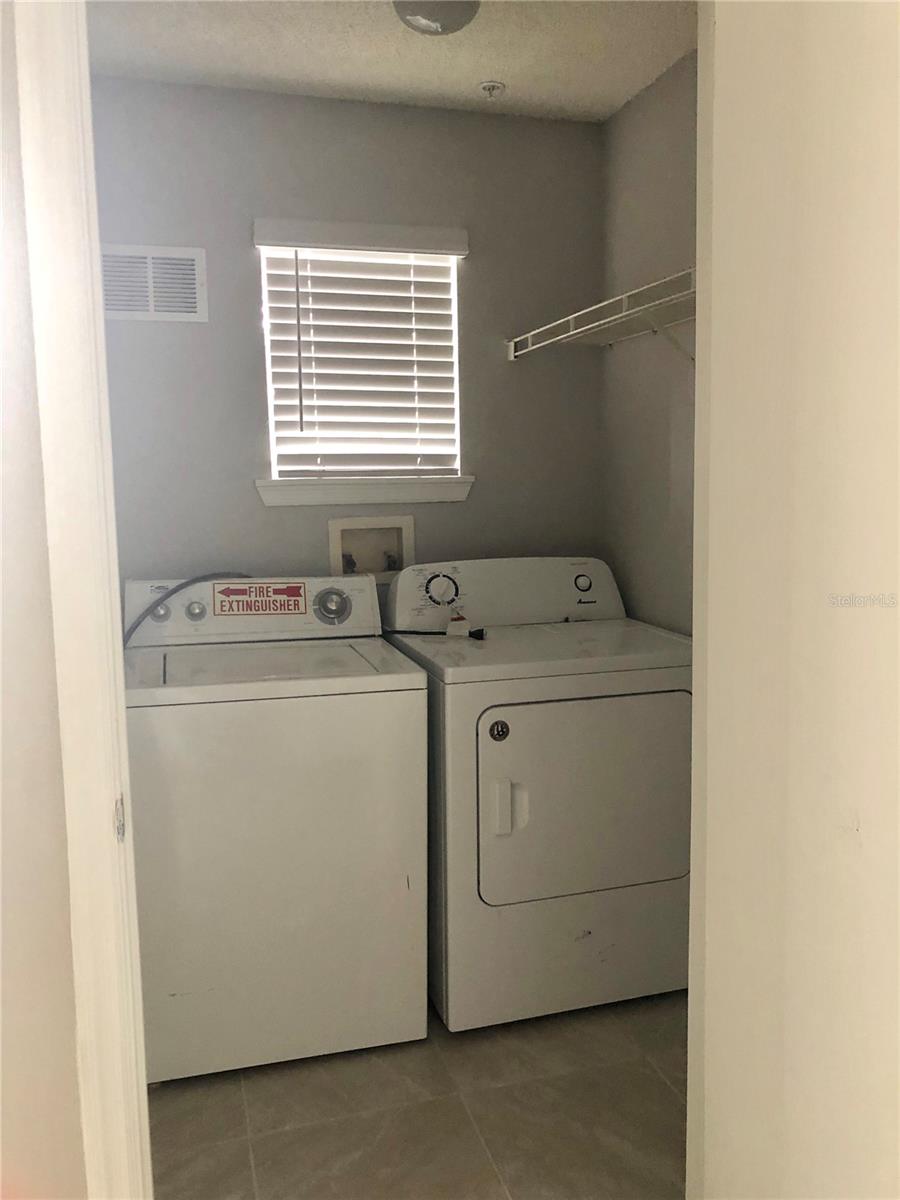 VILLAS DEL SOL AT KISS CONDO - Residential Lease