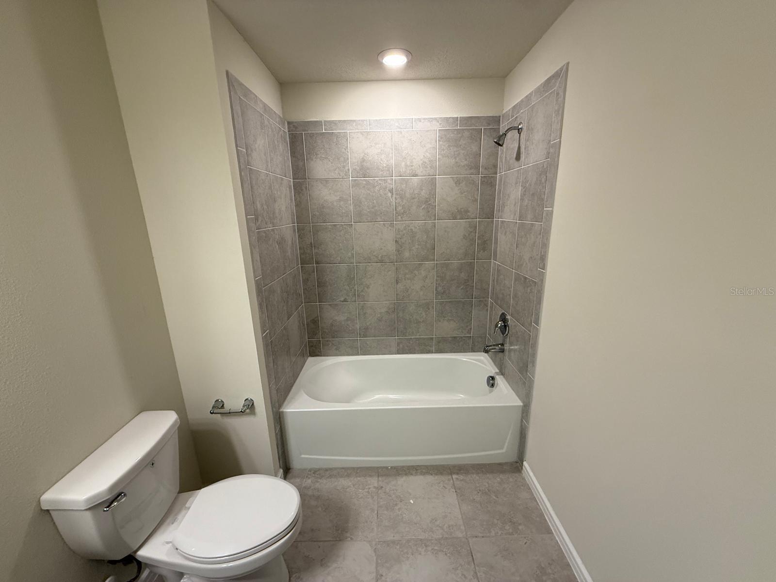 BELLE HAVEN - Residential Lease