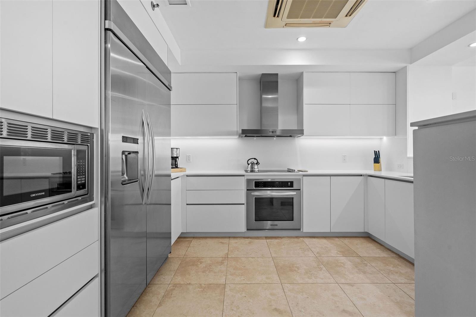 PLANTATION VILLAGE I - Residential