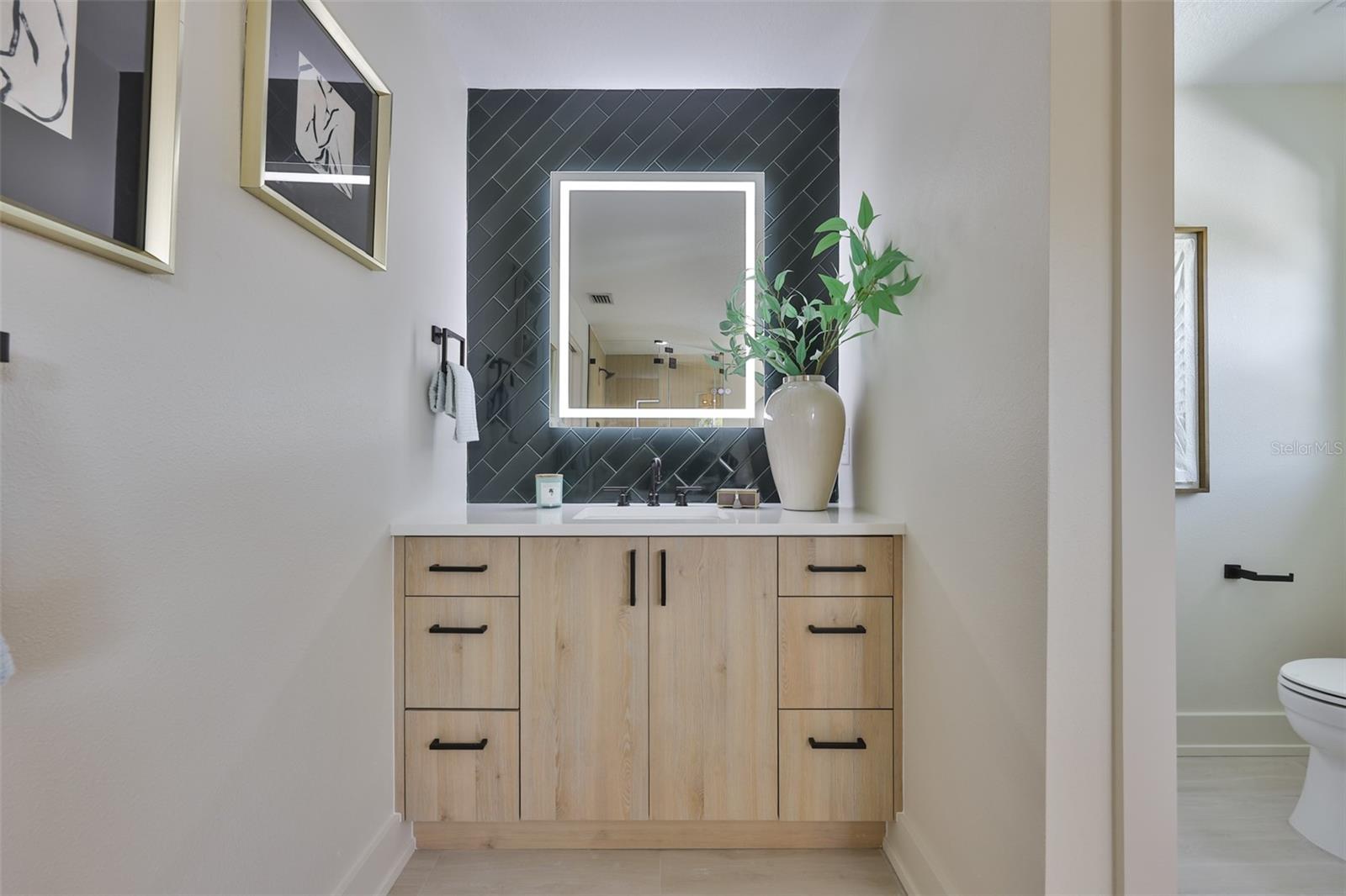 MAC DILL PARK UNIT 2 - Residential