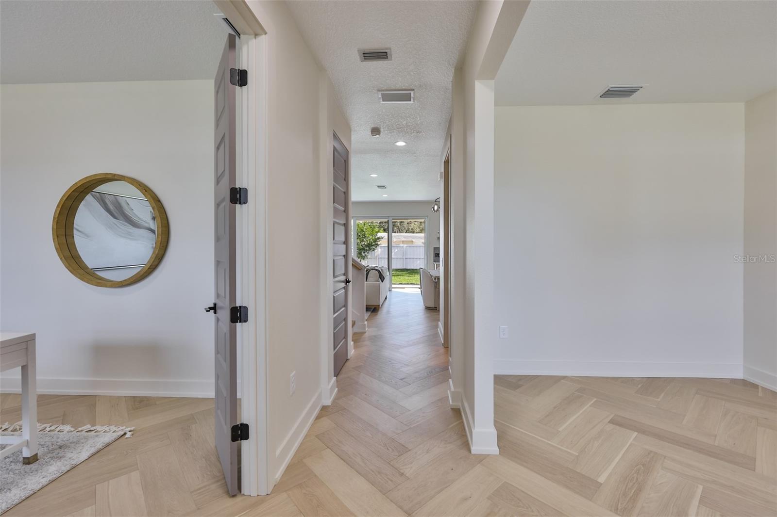 MAC DILL PARK UNIT 2 - Residential