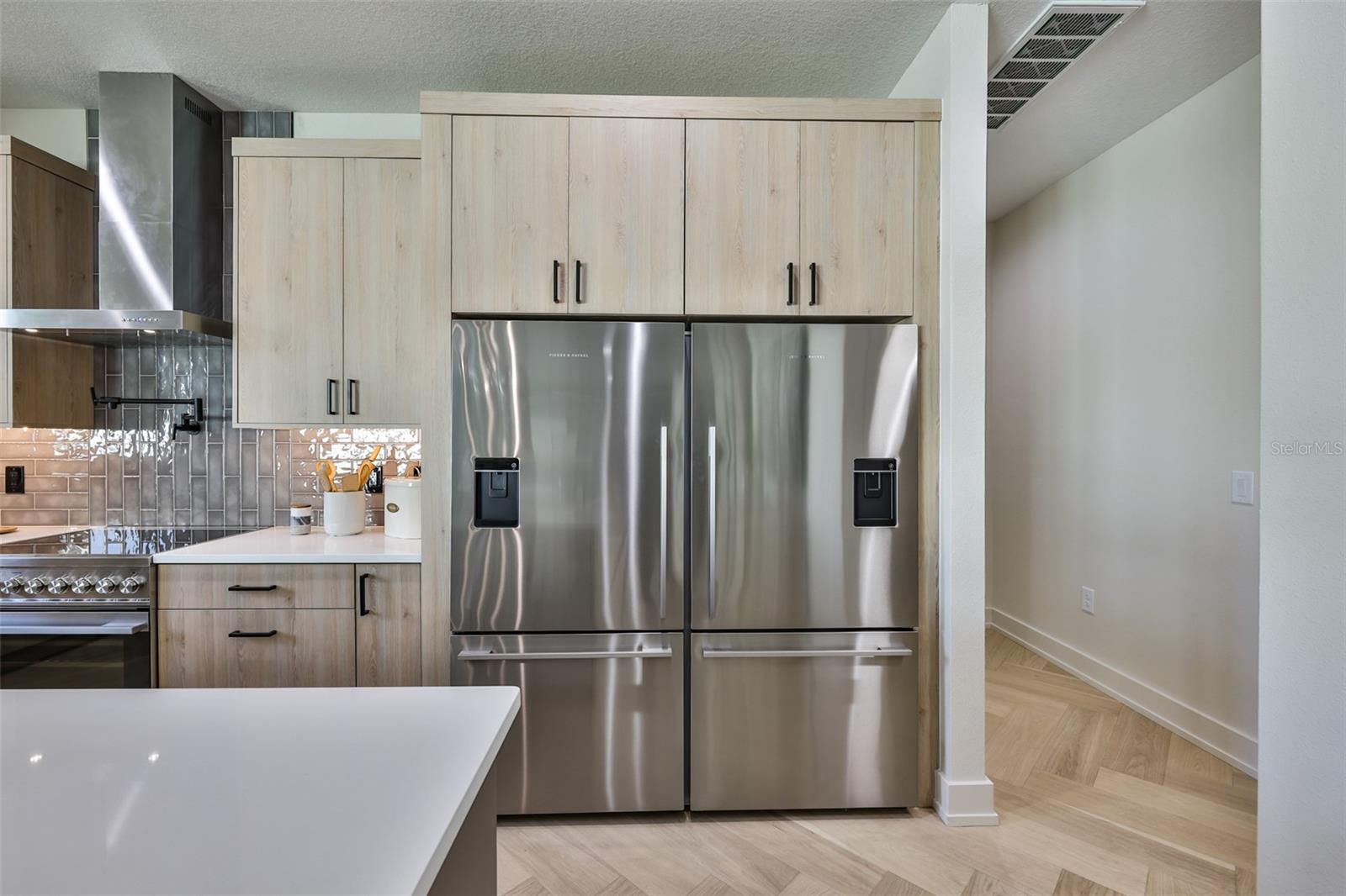 MAC DILL PARK UNIT 2 - Residential