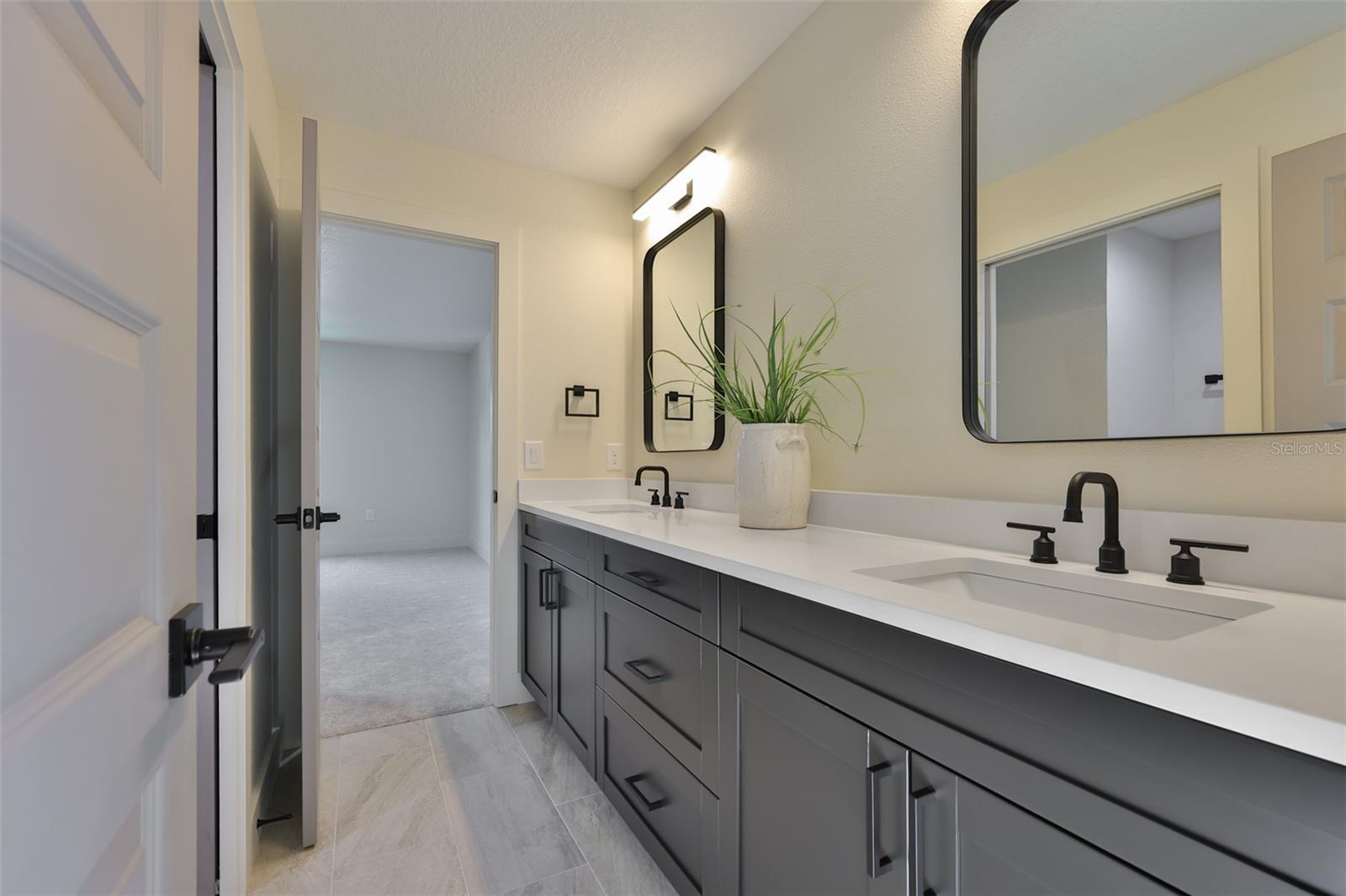 MAC DILL PARK UNIT 2 - Residential