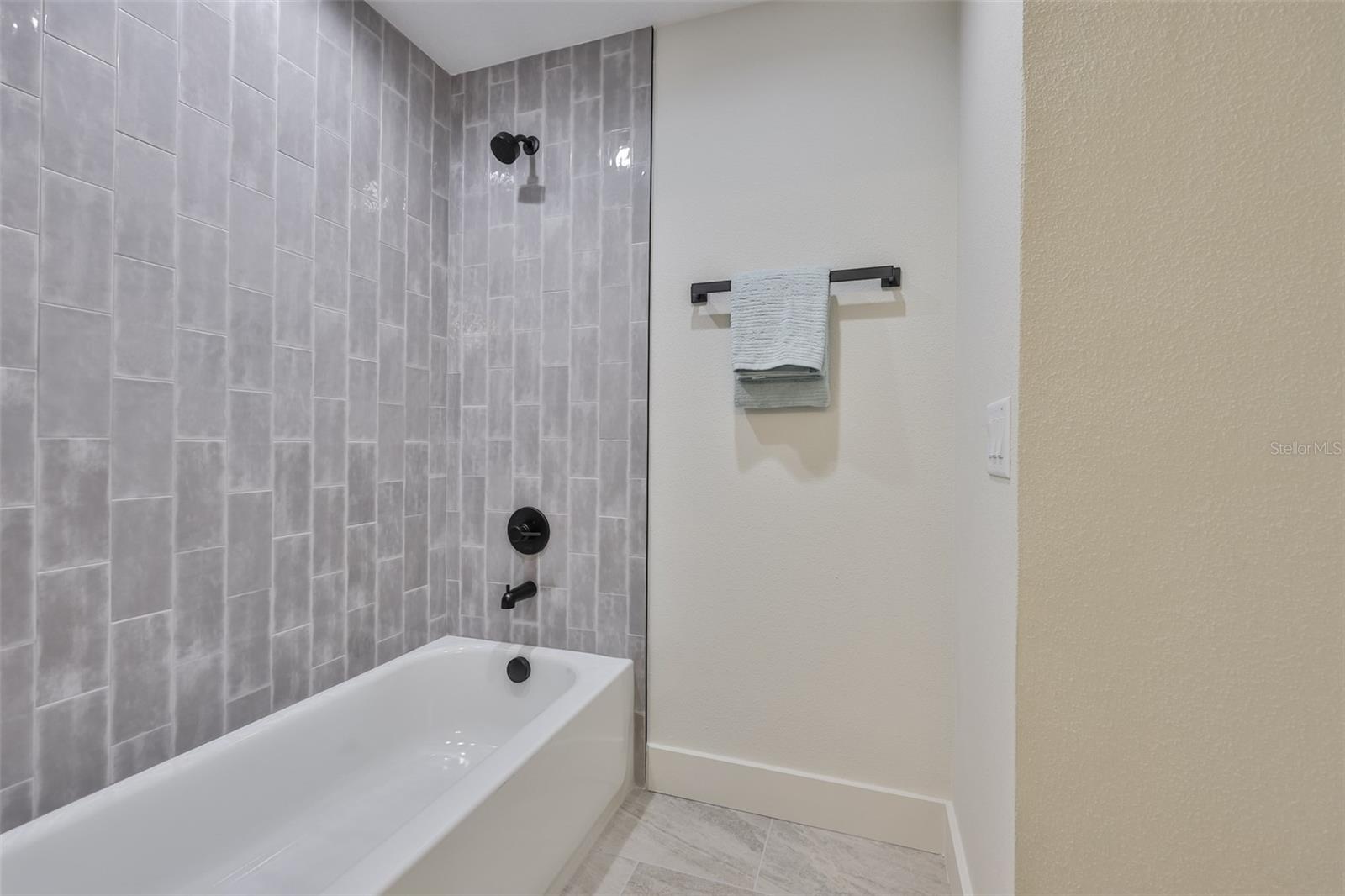 MAC DILL PARK UNIT 2 - Residential