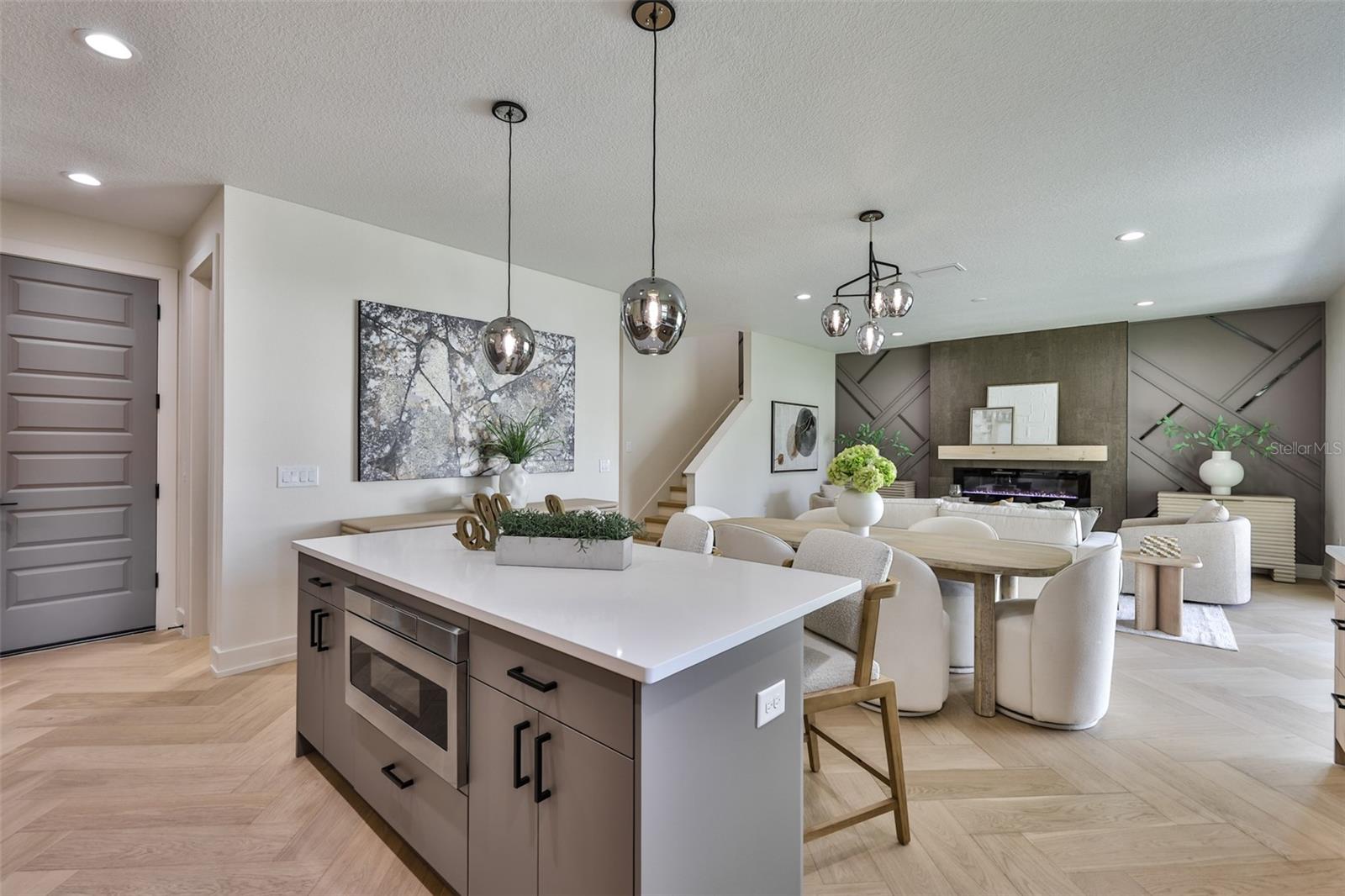 MAC DILL PARK UNIT 2 - Residential