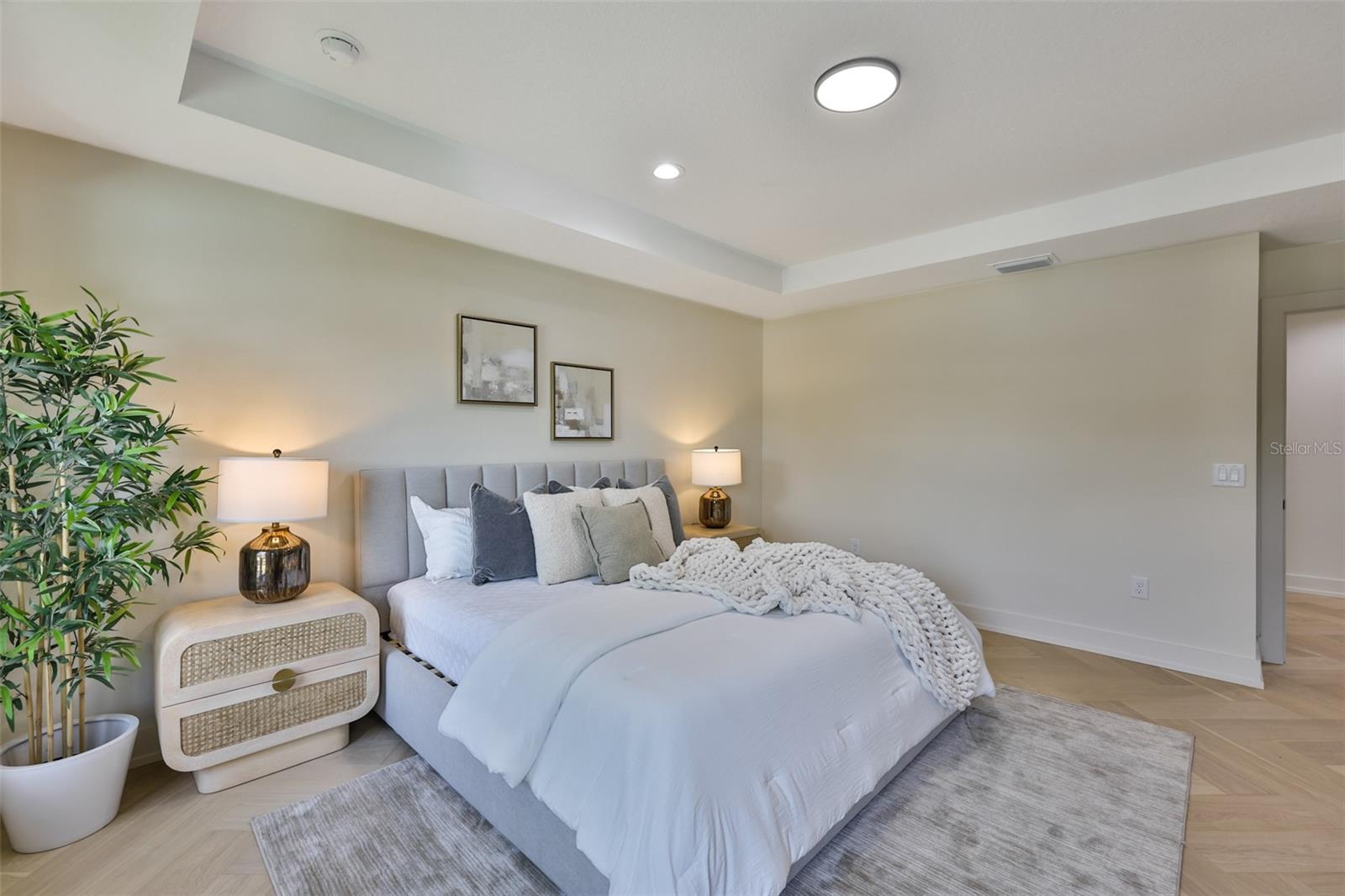 MAC DILL PARK UNIT 2 - Residential