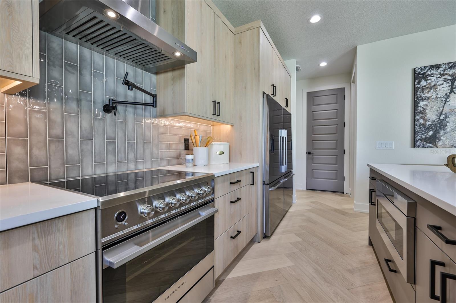 MAC DILL PARK UNIT 2 - Residential