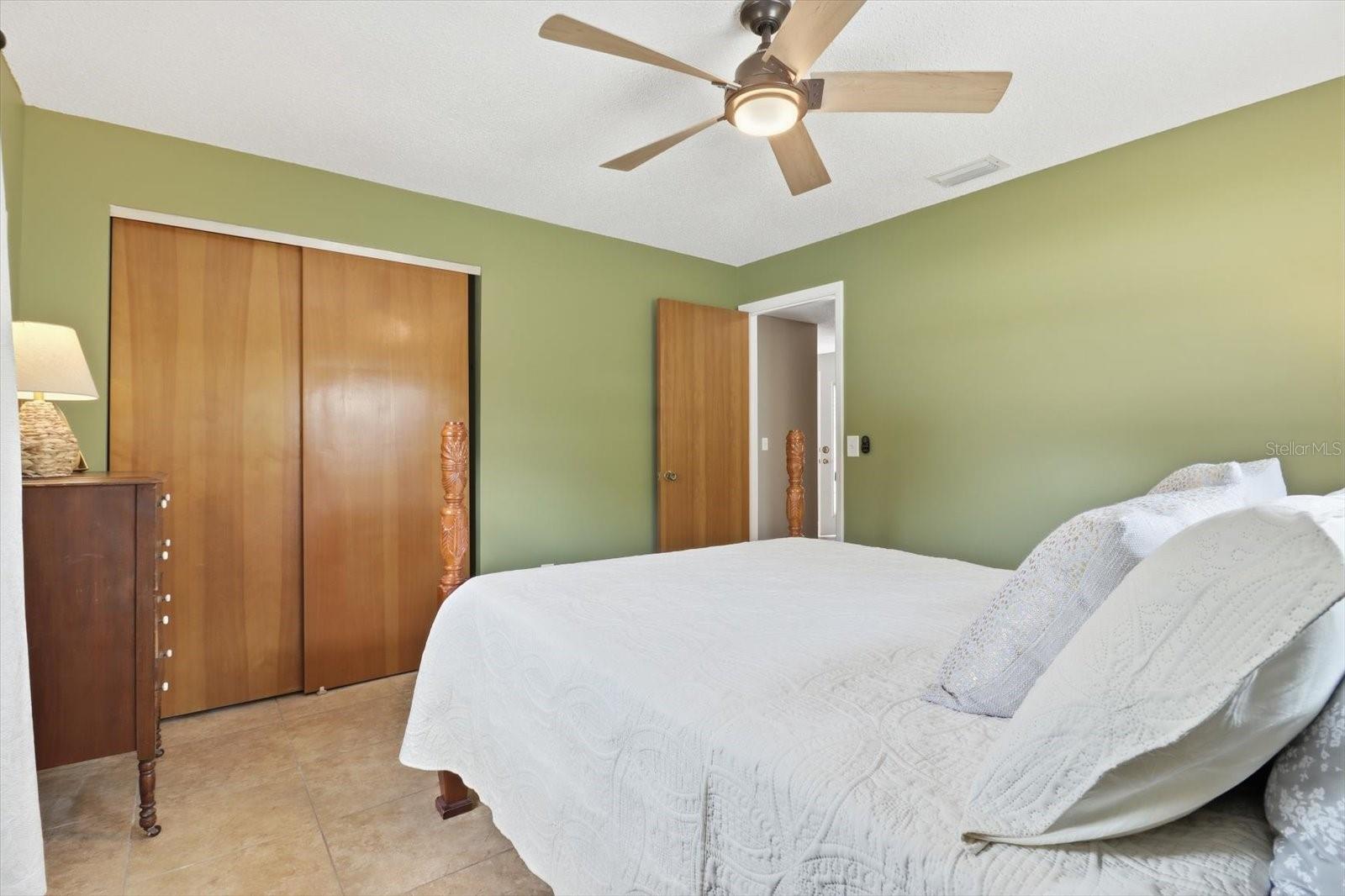 KENWOOD OAKS UNREC SUB - Residential