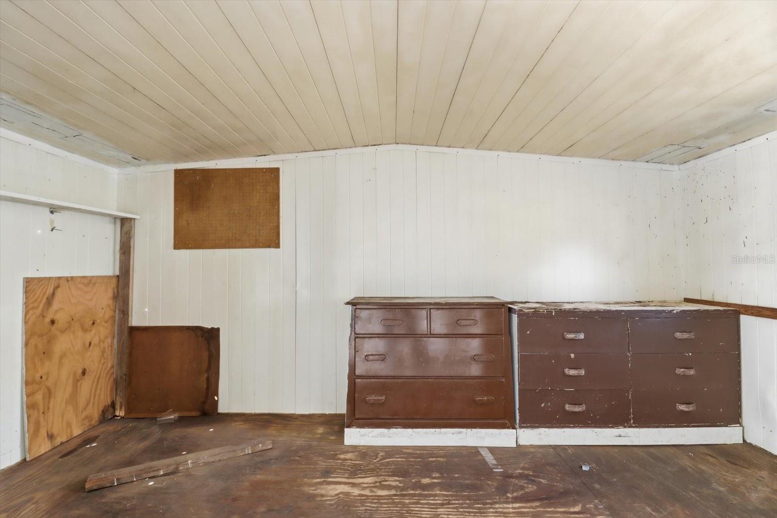 KENWOOD OAKS UNREC SUB - Residential