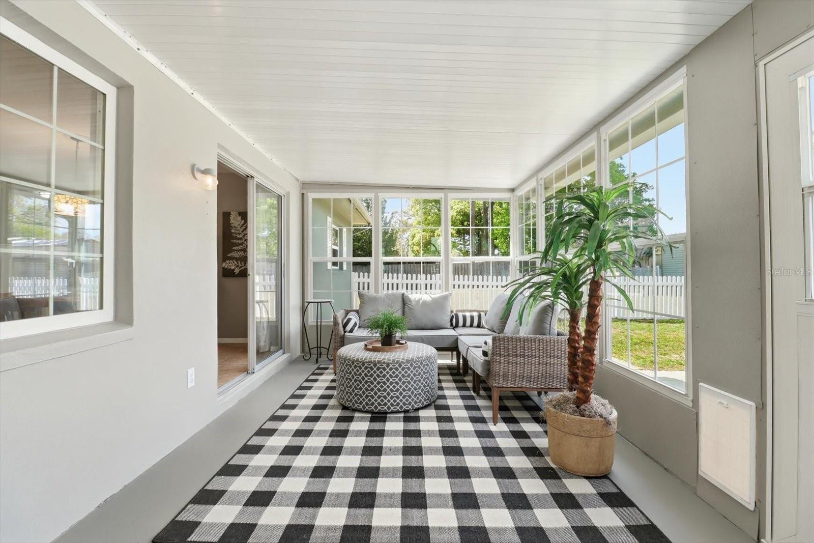 KENWOOD OAKS UNREC SUB - Residential