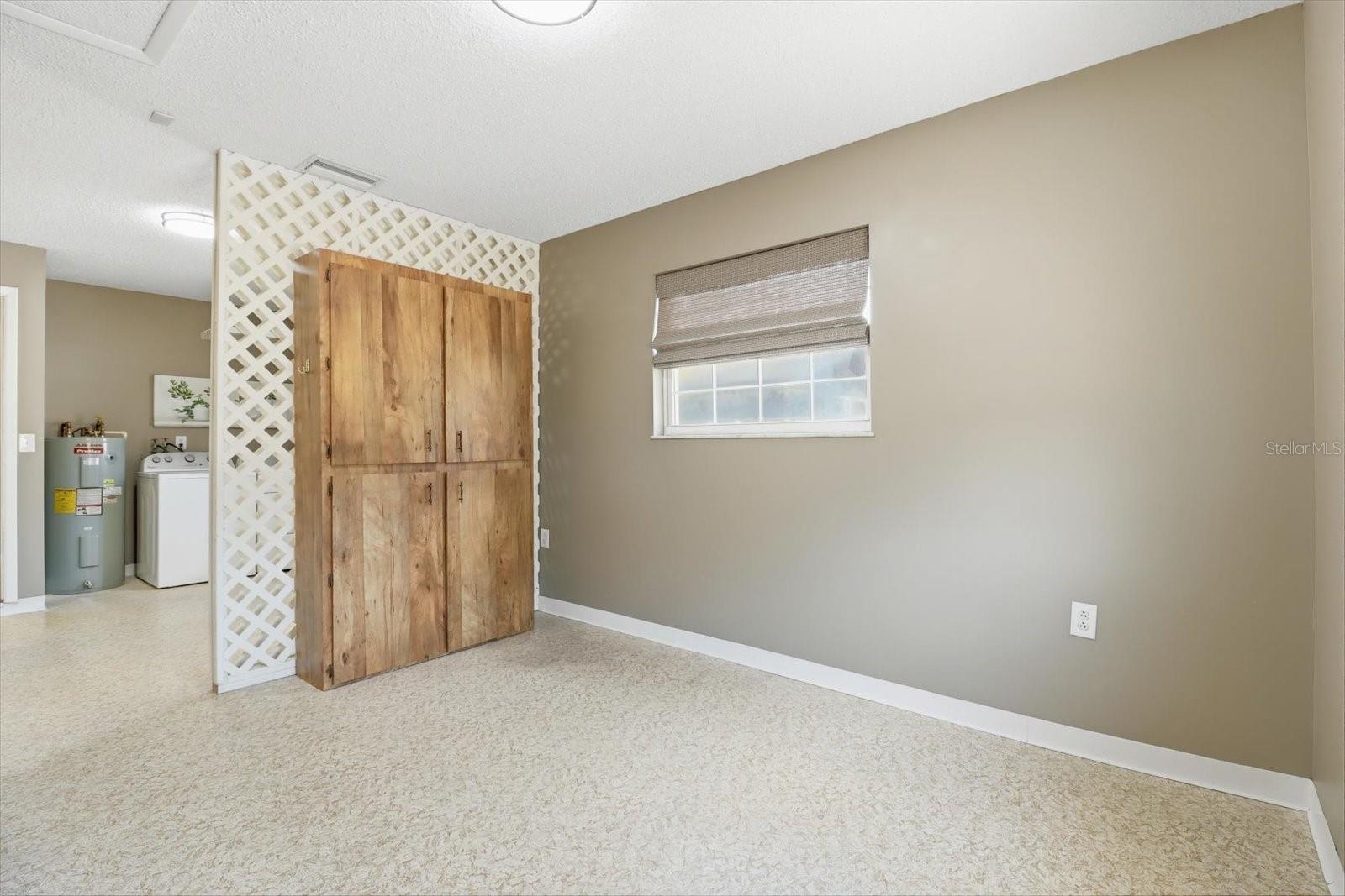 KENWOOD OAKS UNREC SUB - Residential