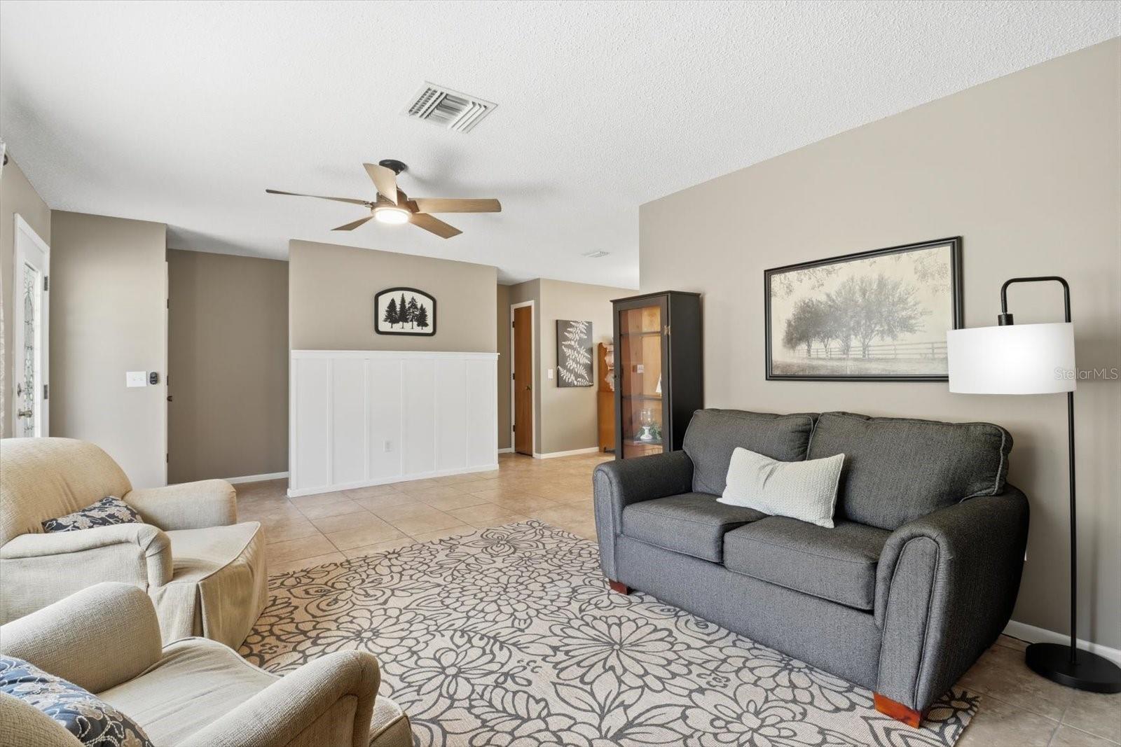 KENWOOD OAKS UNREC SUB - Residential