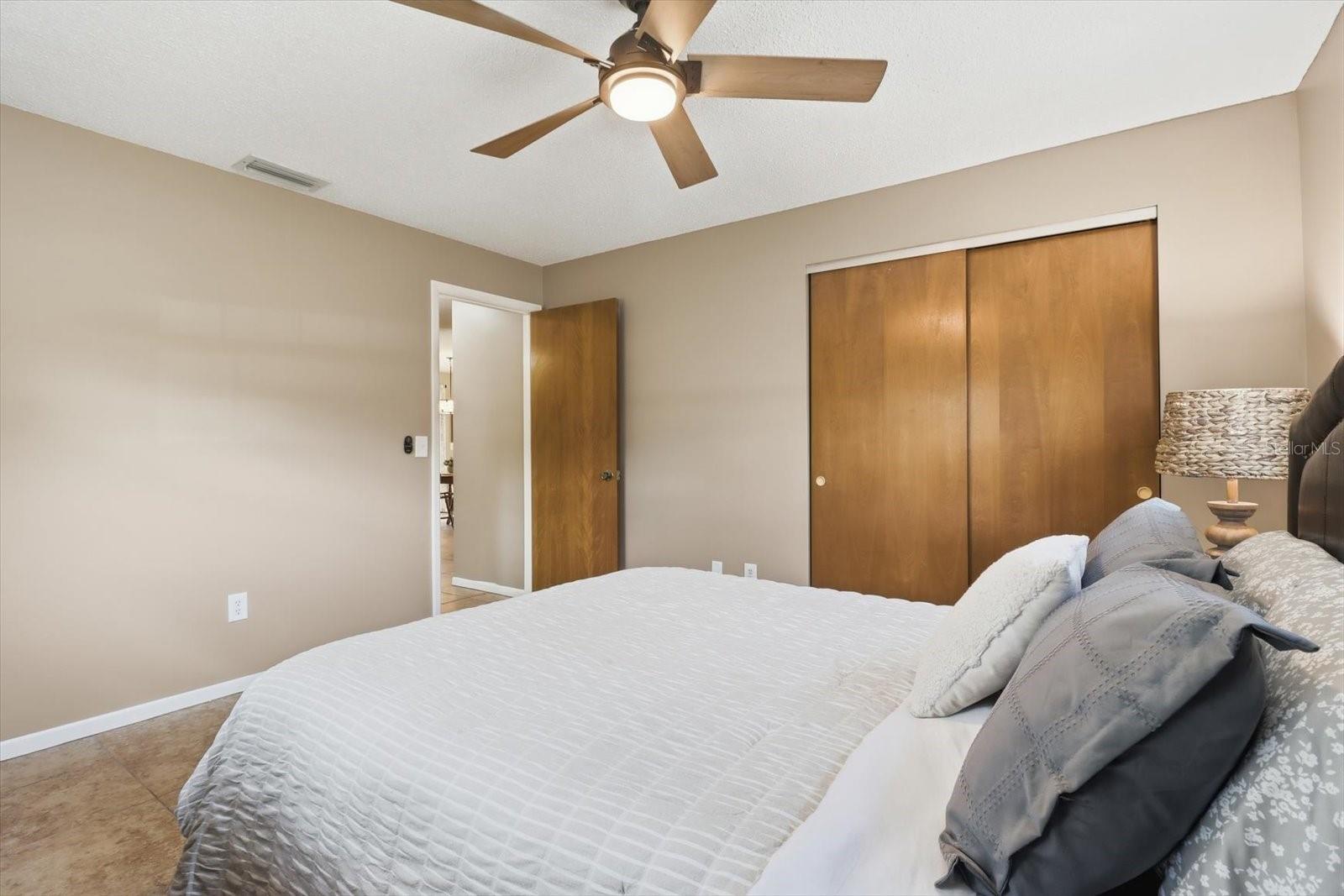 KENWOOD OAKS UNREC SUB - Residential