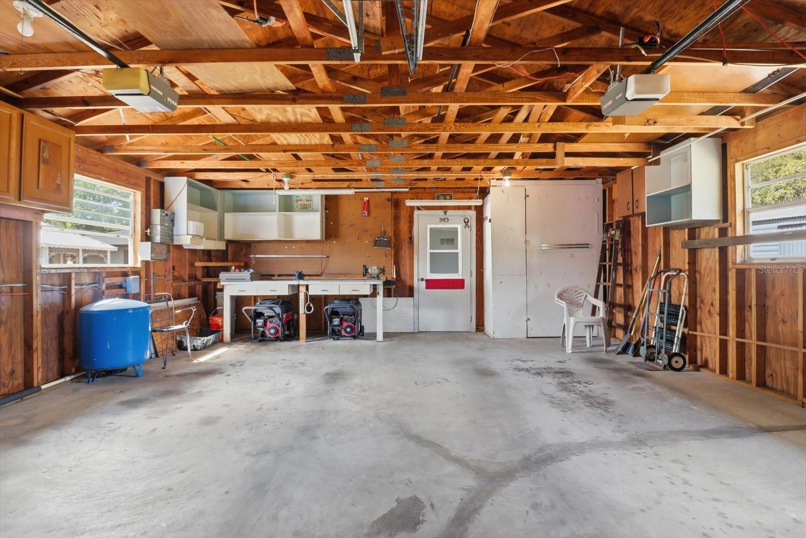 KENWOOD OAKS UNREC SUB - Residential