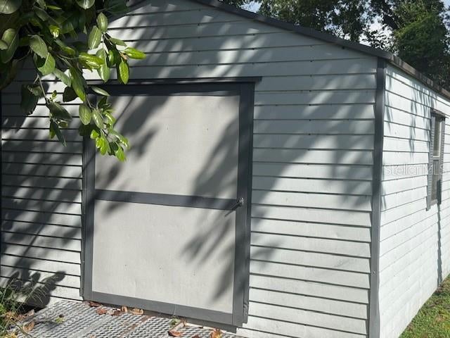 527 PARKVIEW DRIVE