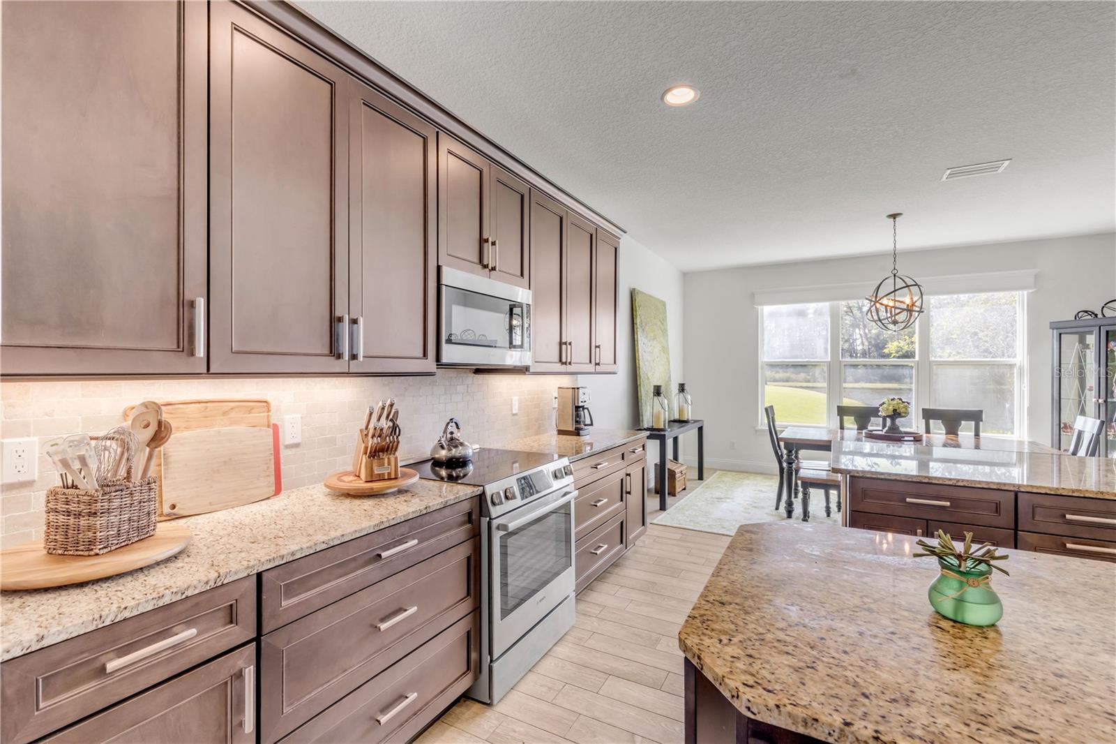 VERANO/VENETIAN BAY - Residential