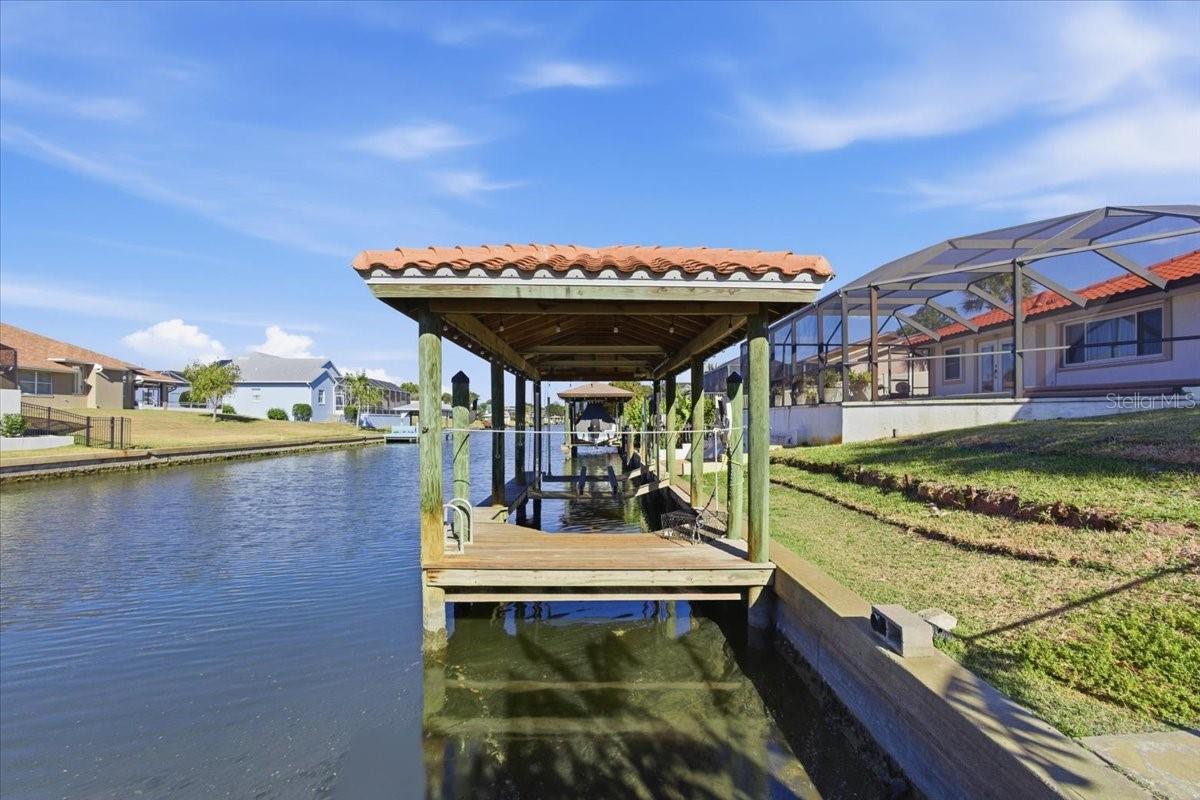 1 CORAL REEF COURT N