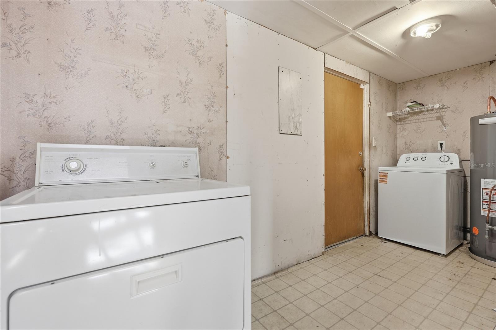 CAROL ESTATES EAST - Residential