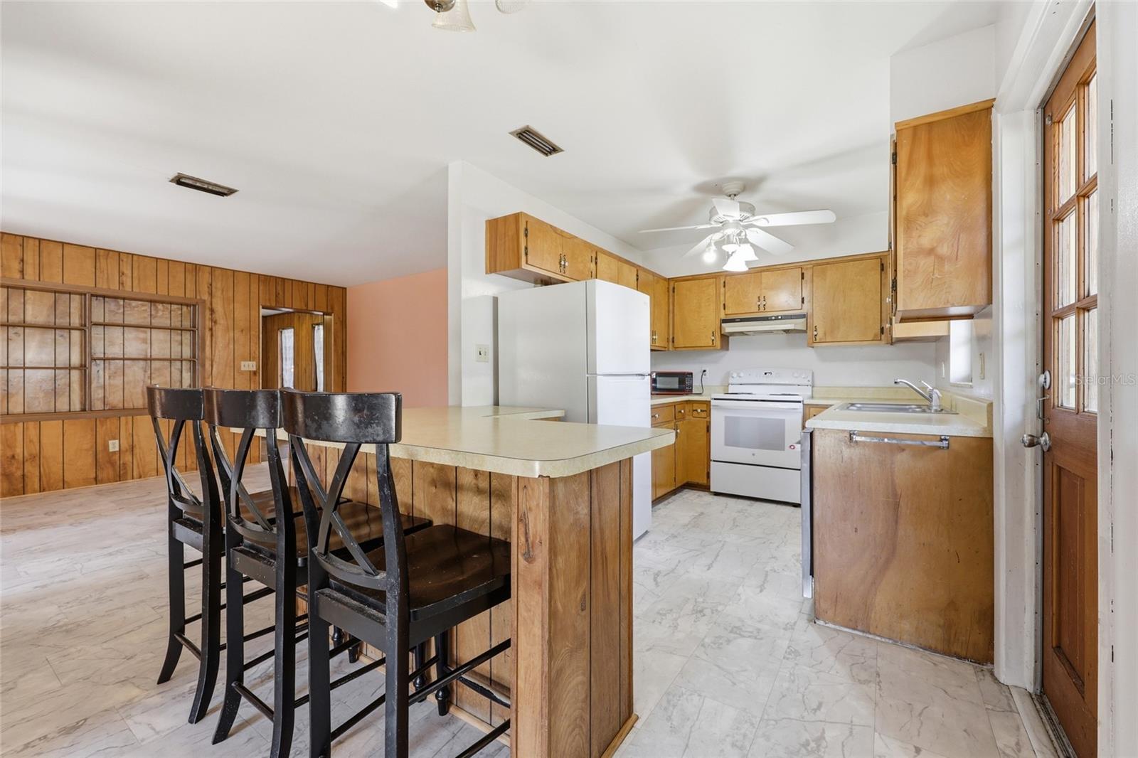 CAROL ESTATES EAST - Residential