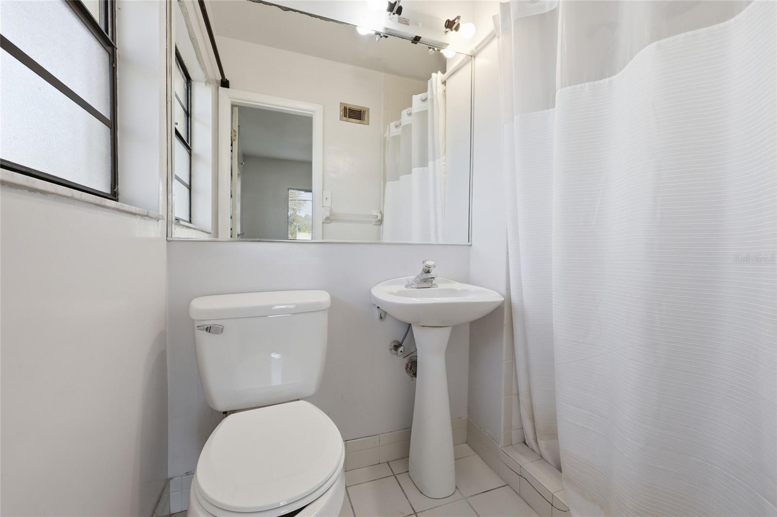 CAROL ESTATES EAST - Residential