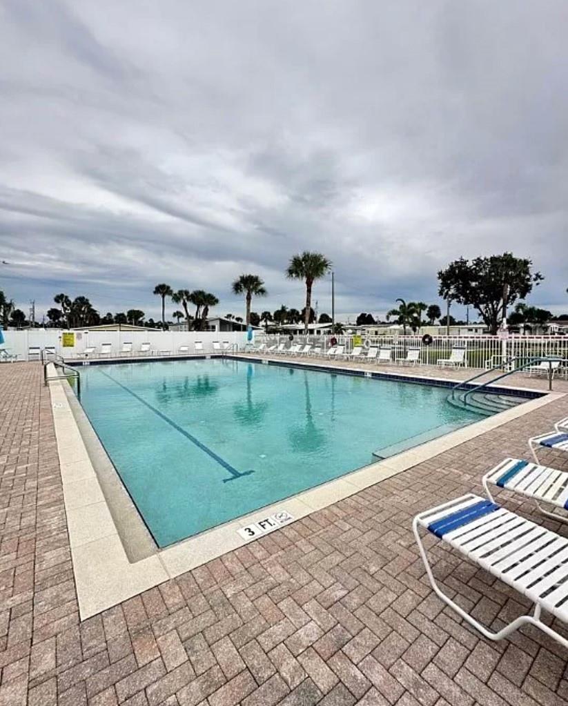 CARRIAGE VILLAGE - Land