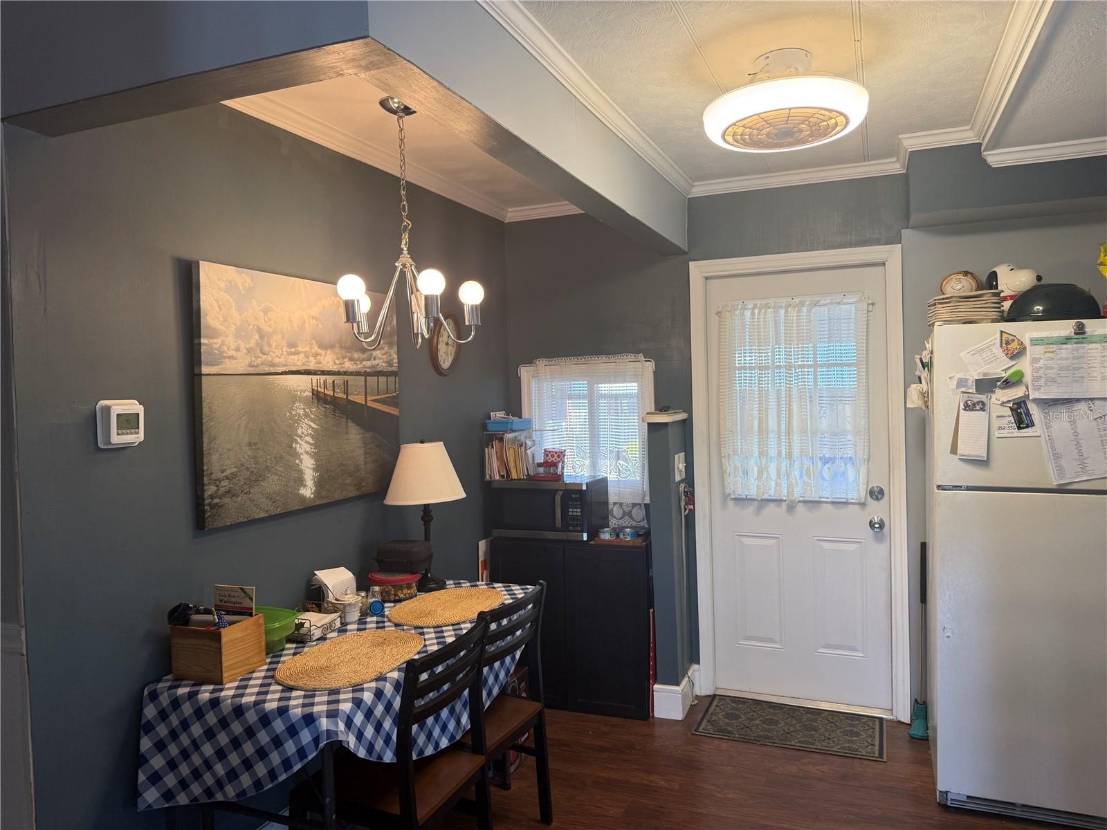 HIGH POINT SUB UNIT 6 BLK 48 LOT 37 - Residential
