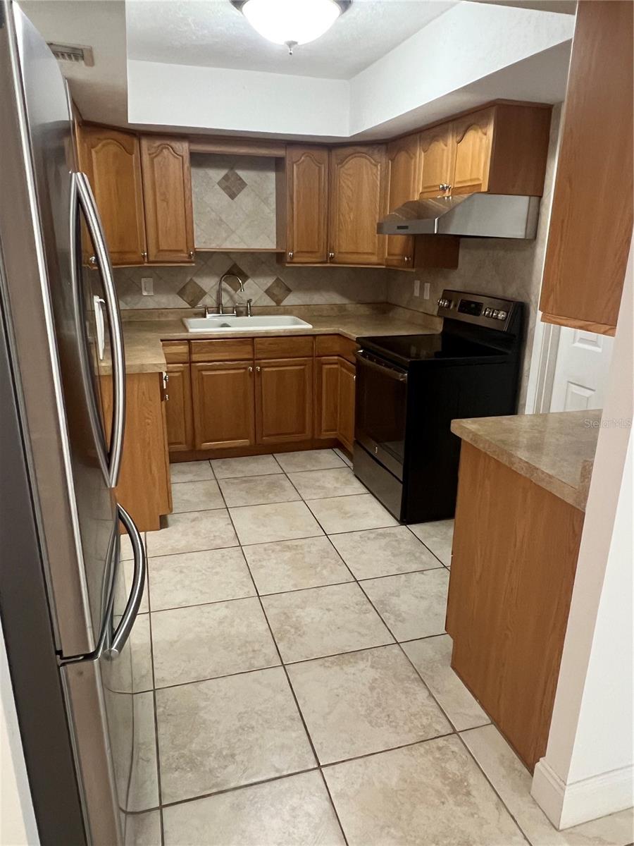 218 AMHERST AVENUE 85