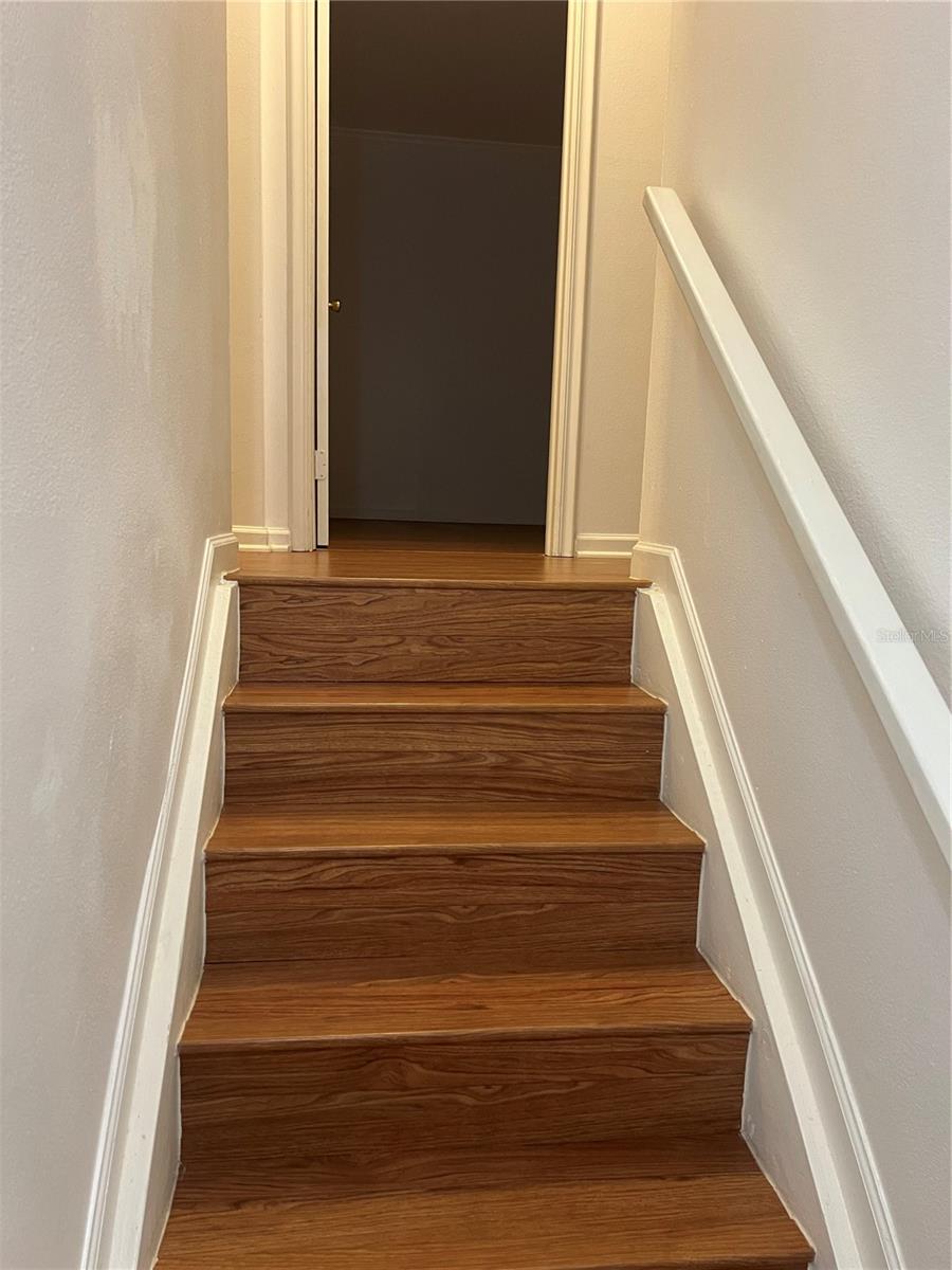 FAIRWAY OAKS - Residential