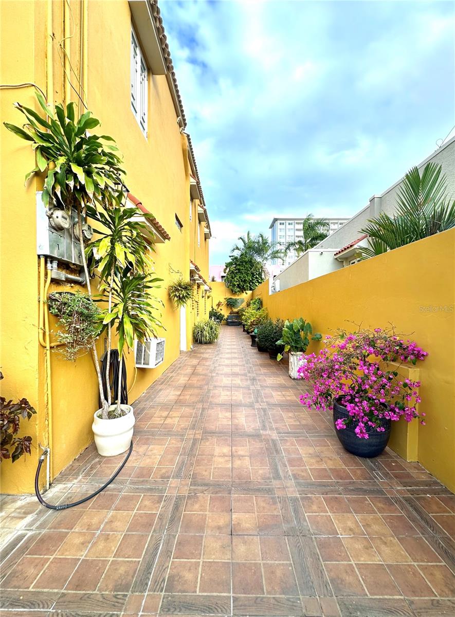 MIRAMAR - Residential