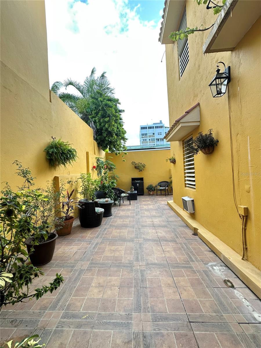 MIRAMAR - Residential