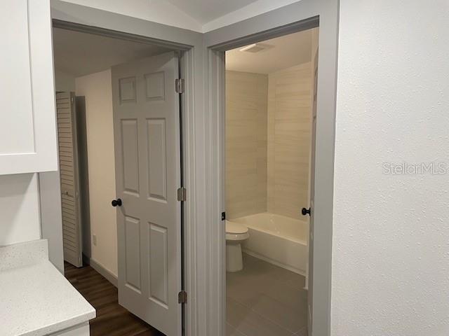 CRESENT LAKE GARDENS - Residential