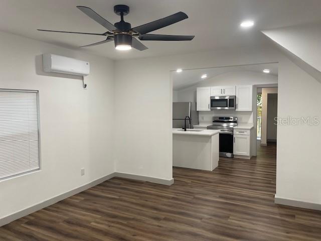 CRESENT LAKE GARDENS - Residential