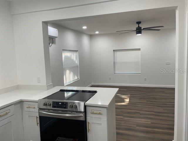 CRESENT LAKE GARDENS - Residential