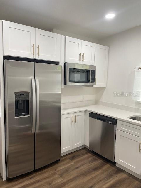 CRESENT LAKE GARDENS - Residential