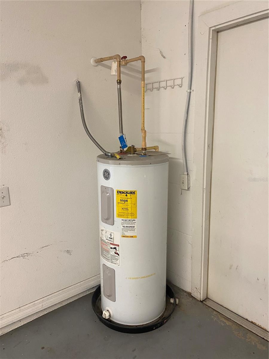 LEXINGTON OAKS PH 1 - Residential