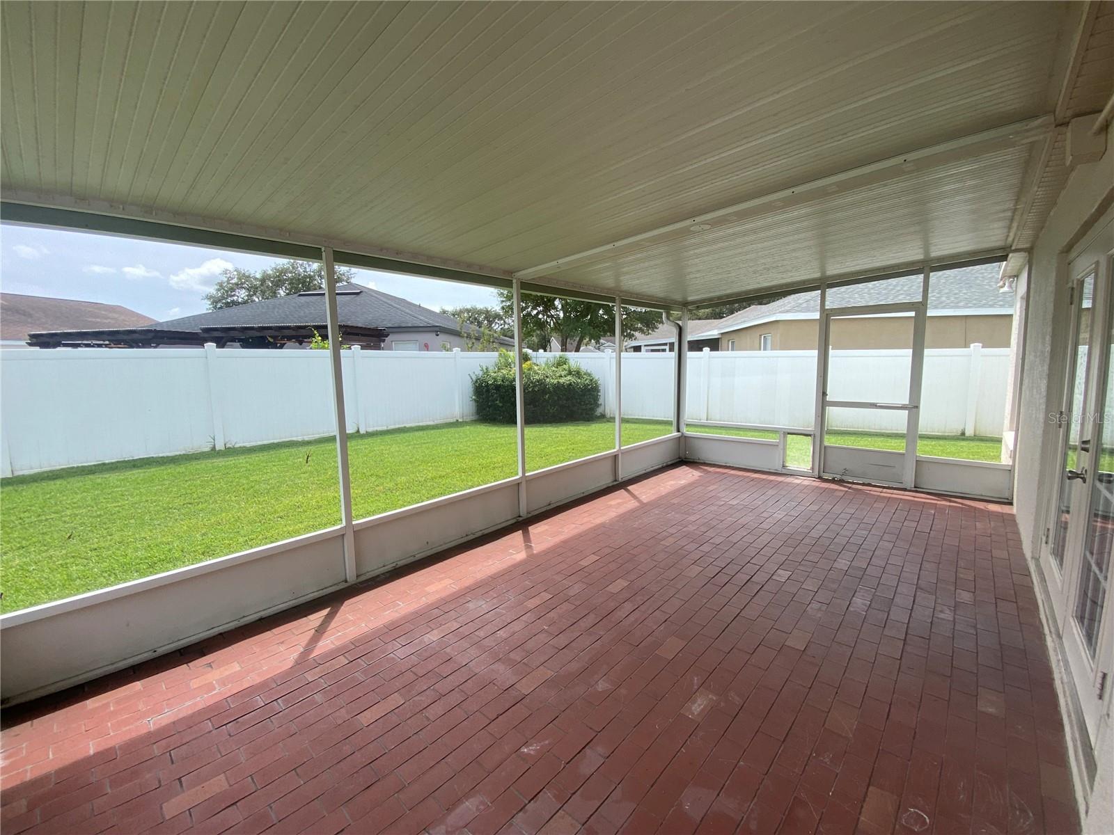 LEXINGTON OAKS PH 1 - Residential